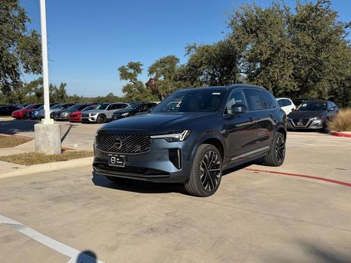 2026 Volvo XC90 Plug-In Hybrid T8 Plus 7-Seater