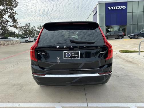 2025 Volvo XC90 B6 Plus 7-Seater
