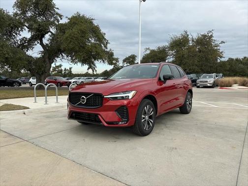 2025 Volvo XC60 B5 Core