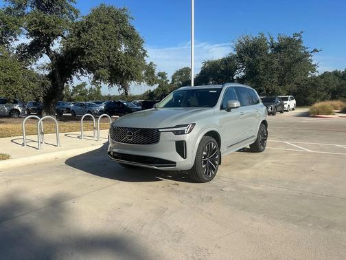 2026 Volvo XC90 B6 Ultra 7-Seater