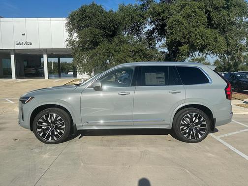 2026 Volvo XC90 B6 Ultra 7-Seater