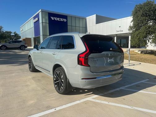 2026 Volvo XC90 B6 Ultra 7-Seater