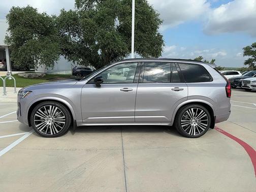 2026 Volvo XC90 B6 Ultra Dark Theme 7-Seater