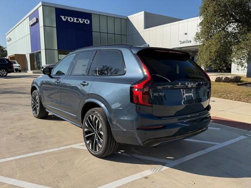 2026 Volvo XC90 Ultra Dark Theme, B6 AWD Gas (mild hybrid), Gasoline, 7 Seats