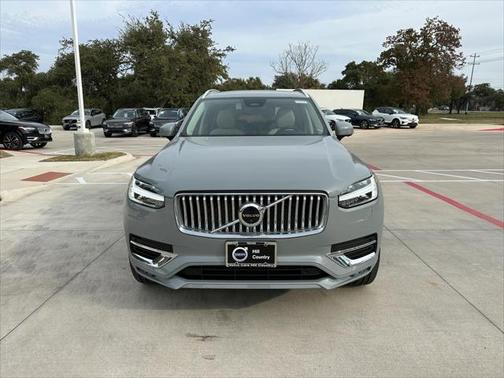 2025 Volvo XC90 Plus