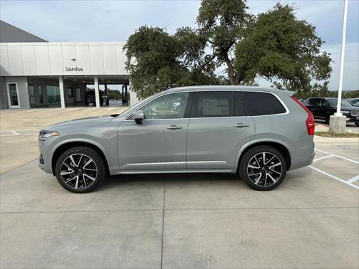 2025 Volvo XC90 Plus