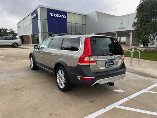 2016 Volvo XC70 T5 Drive-E Platinum