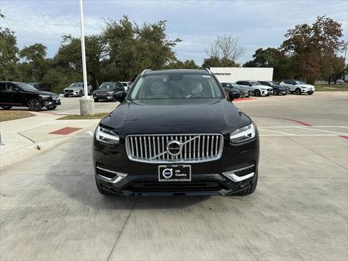 2025 Volvo XC90 Plus
