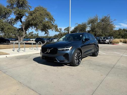 2025 Volvo XC60 B5 Ultra