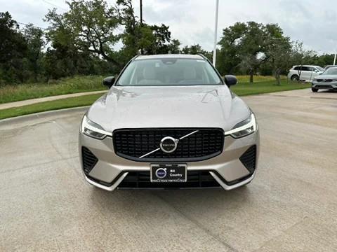 2024 Volvo XC60 Recharge Plug-In Hybrid T8 Plus Dark Theme