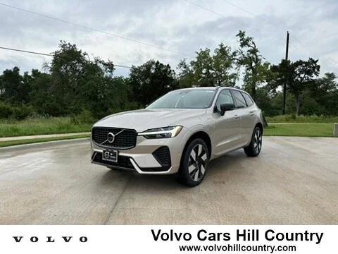 2024 Volvo XC60 Recharge Plug-In Hybrid T8 Plus Dark Theme