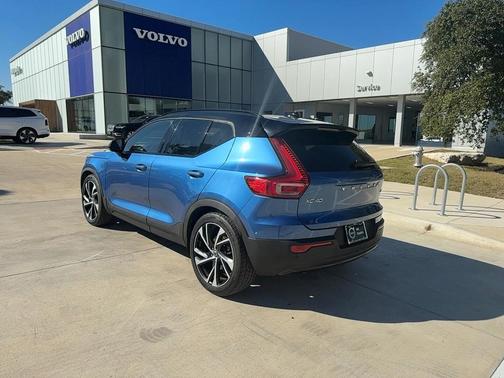 2021 Volvo XC40 T5 R-Design