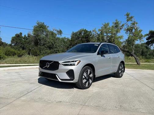 2025 Volvo XC60 Plug-In Hybrid T8 Plus