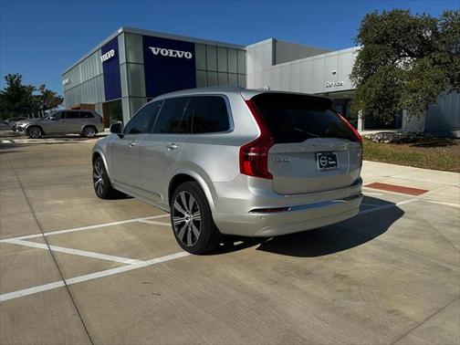2022 Volvo XC90 Recharge Plug-In Hybrid T8 Inscription 6 Passenger