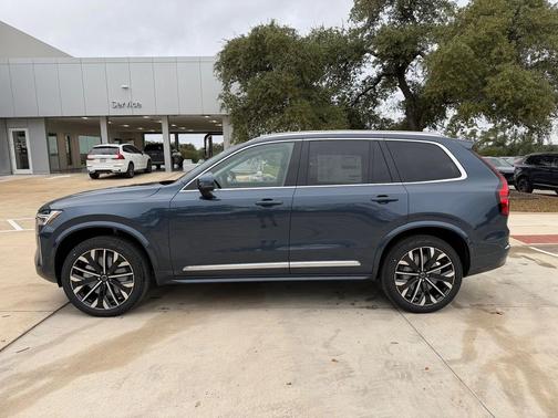 2026 Volvo XC90 B6 Ultra 6-Seater