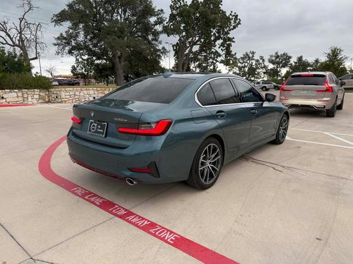 2021 BMW 330e Base