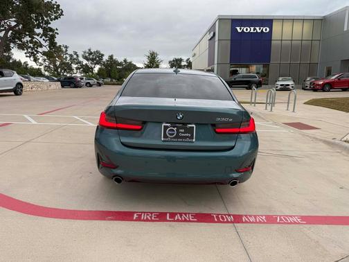 2021 BMW 330e Base