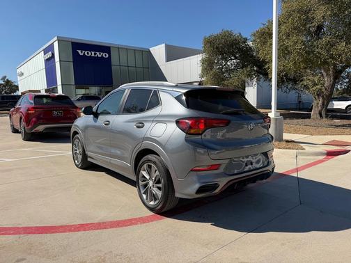 2022 Buick Encore GX Select