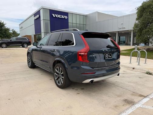 Denim Blue Metallic 2019 Volvo XC90 T5 Momentum