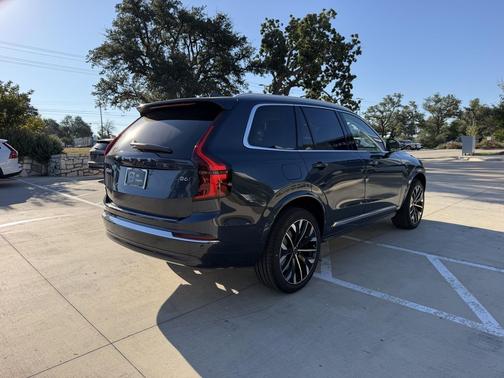 Denim Blue 2027 Volvo XC90 Ultra