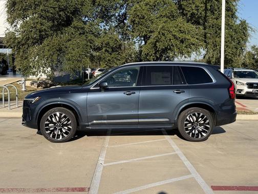 Denim Blue 2027 Volvo XC90 Ultra