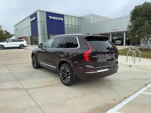 2026 Volvo XC90 B5 Plus 7-Seater