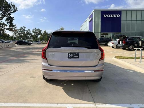 2026 Volvo XC90 B6 Ultra 7-Seater