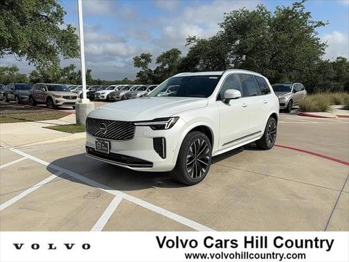2025 Volvo XC90 B6 Plus 7-Seater