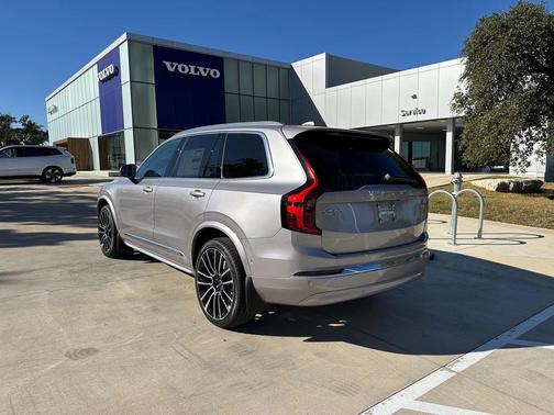 2026 Volvo XC90 B6 Ultra 7-Seater