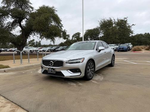 2022 Volvo S60 T5