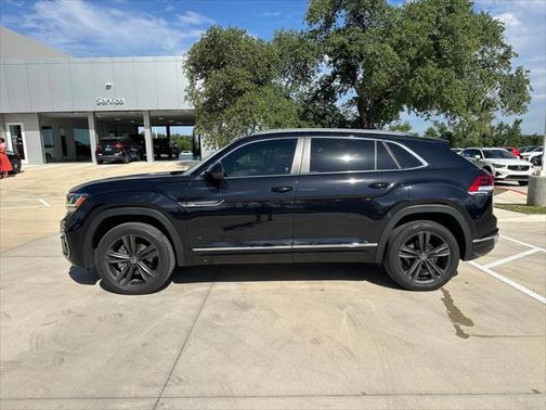 2022 Volkswagen Atlas Cross Sport 3.6L V6 SEL R-Line