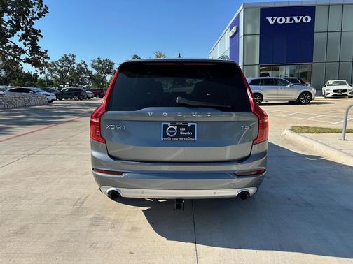 2018 Volvo XC90 T5 Momentum