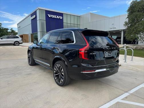2025 Volvo XC90 Plug-In Hybrid T8 Plus 6-Seater