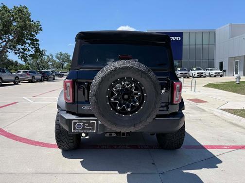 Antimatter Blue Metallic 2021 Ford Bronco Outer Banks