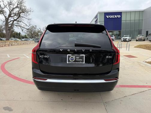 2026 Volvo XC90 Core, B5 AWD Gas (mild hybrid), Gasoline, Bright, 7 Seats