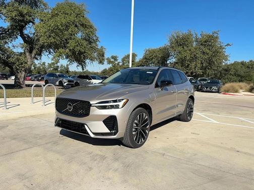 2026 Volvo XC60 Plug-In Hybrid T8 Ultra