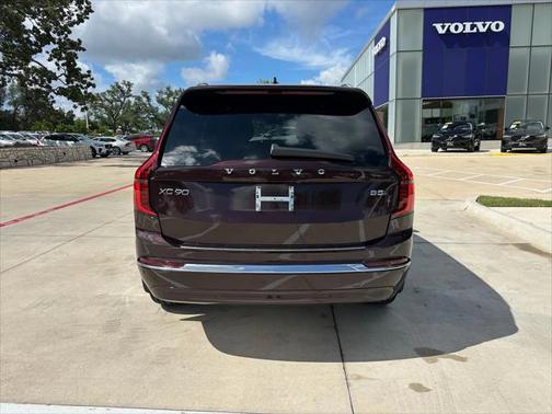 2026 Volvo XC90 B5 Core