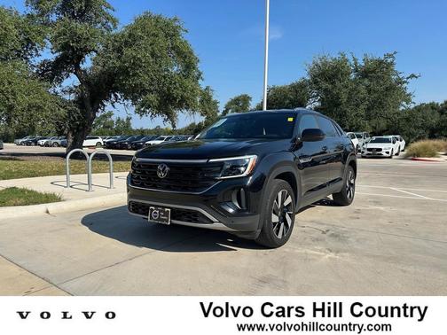 2024 Volkswagen Atlas Cross Sport 2.0T SE w/Technology 4MOTION