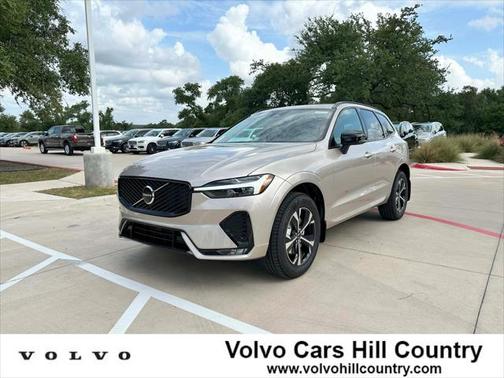 2026 Volvo XC60 B5 Core