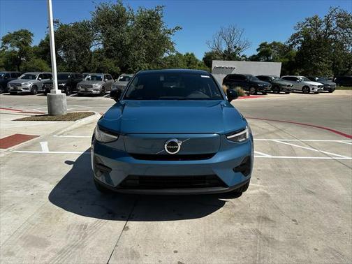 2024 Volvo C40 Recharge Pure Electric Core