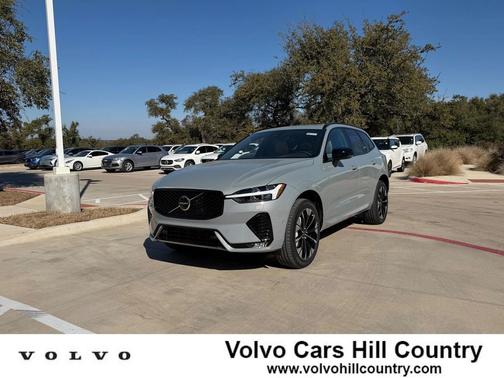 2026 Volvo XC60 B5 Plus