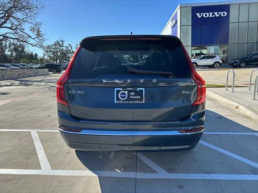 2025 Volvo XC90 B6 Plus 7-Seater