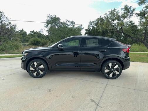 2024 Volvo C40 Recharge Pure Electric Twin Core