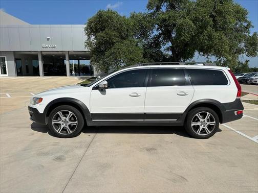 2014 Volvo XC70 T6 Platinum