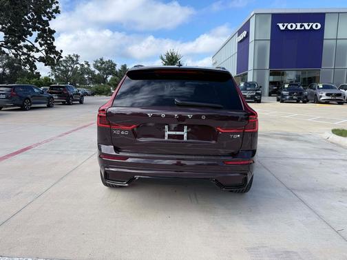 Mulberry Metallic 2026 Volvo XC60 Plug-In Hybrid Plus, T8 AWD Electric/Gasoline, Dark