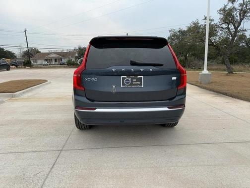 2024 Volvo XC90 Recharge Plug-In Hybrid T8 Plus Bright Theme 7-Seater