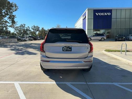 2026 Volvo XC90 B6 Plus 7-Seater