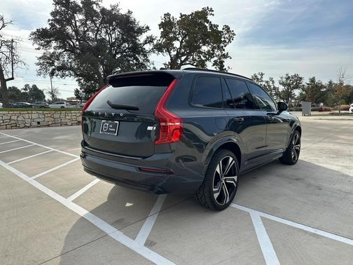 2022 Volvo XC90 Recharge Plug-In Hybrid T8 R-Design 7 Passenger