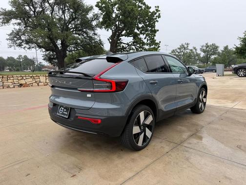 Thunder Gray Metallic 2023 Volvo C40 Recharge Pure Electric Twin Ultimate