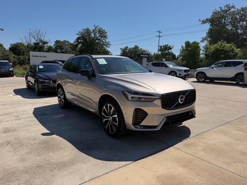 Bright Dusk Metallic 2024 Volvo XC60 B5 Plus Dark Theme